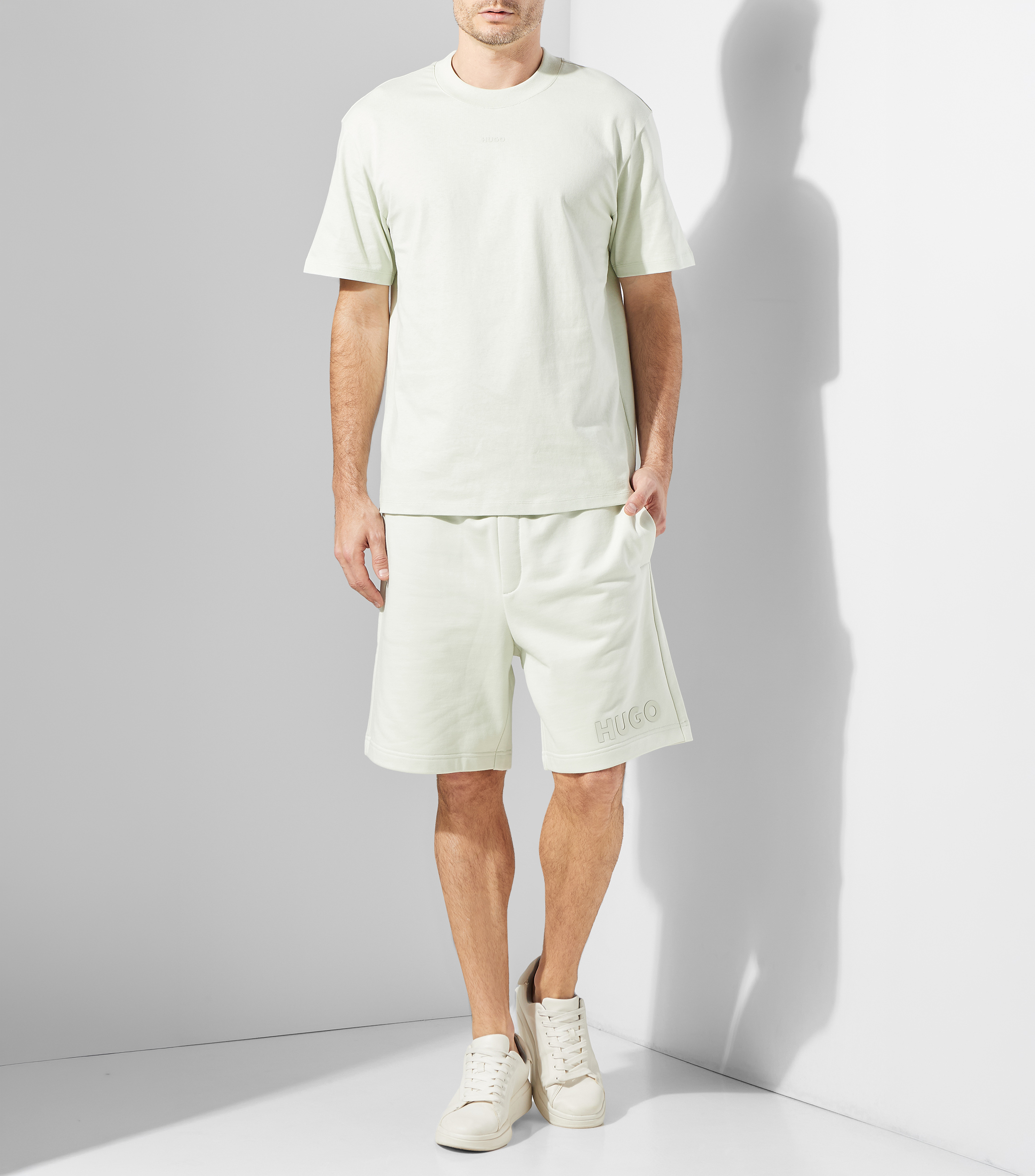 Playera cuello redondo manga corta lisa Hombre